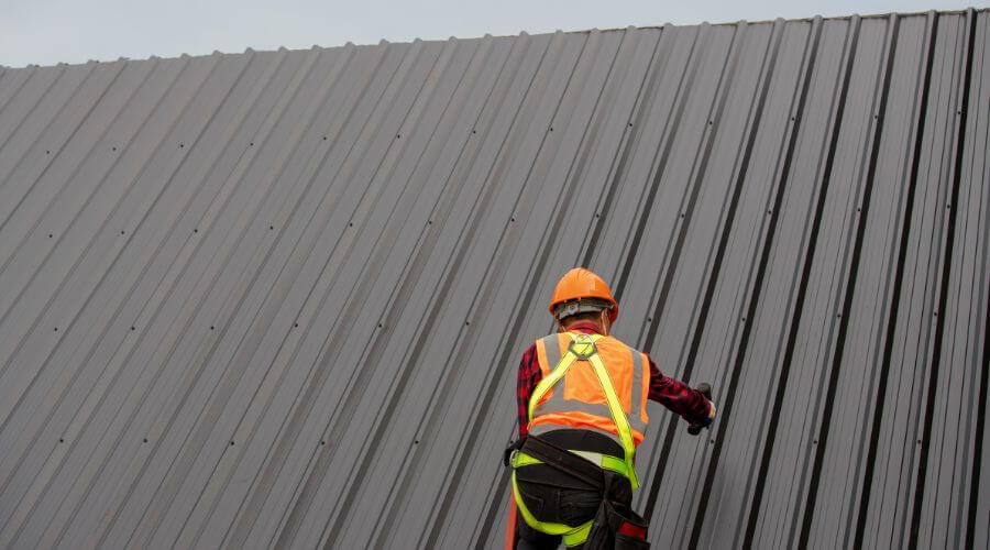 Professional gutter cleaning in Iron, MN
